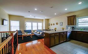 Pleasing 3Br Apt, Mins To Nyc